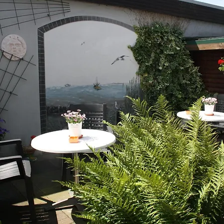 בית הארחה Gaestehaus Marek 4*